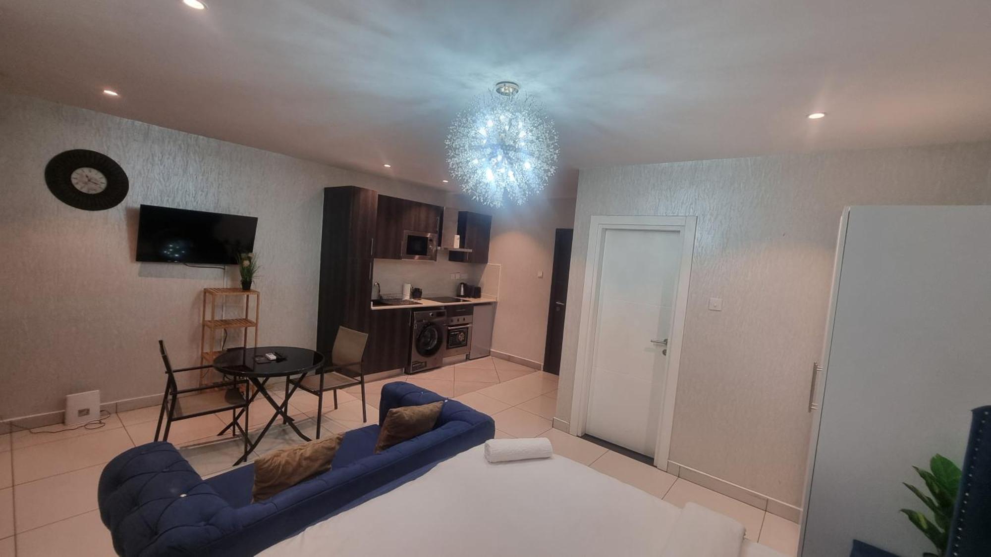 Embassy Gardens Luxury Suites Cpg Accra Exteriör bild