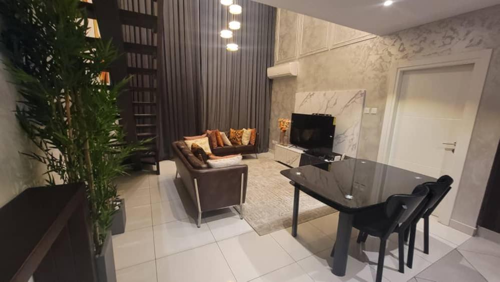 Embassy Gardens Luxury Suites Cpg Accra Exteriör bild